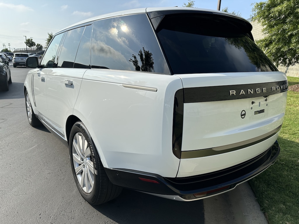 Certified 2025 Land Rover Range Rover SE SUV