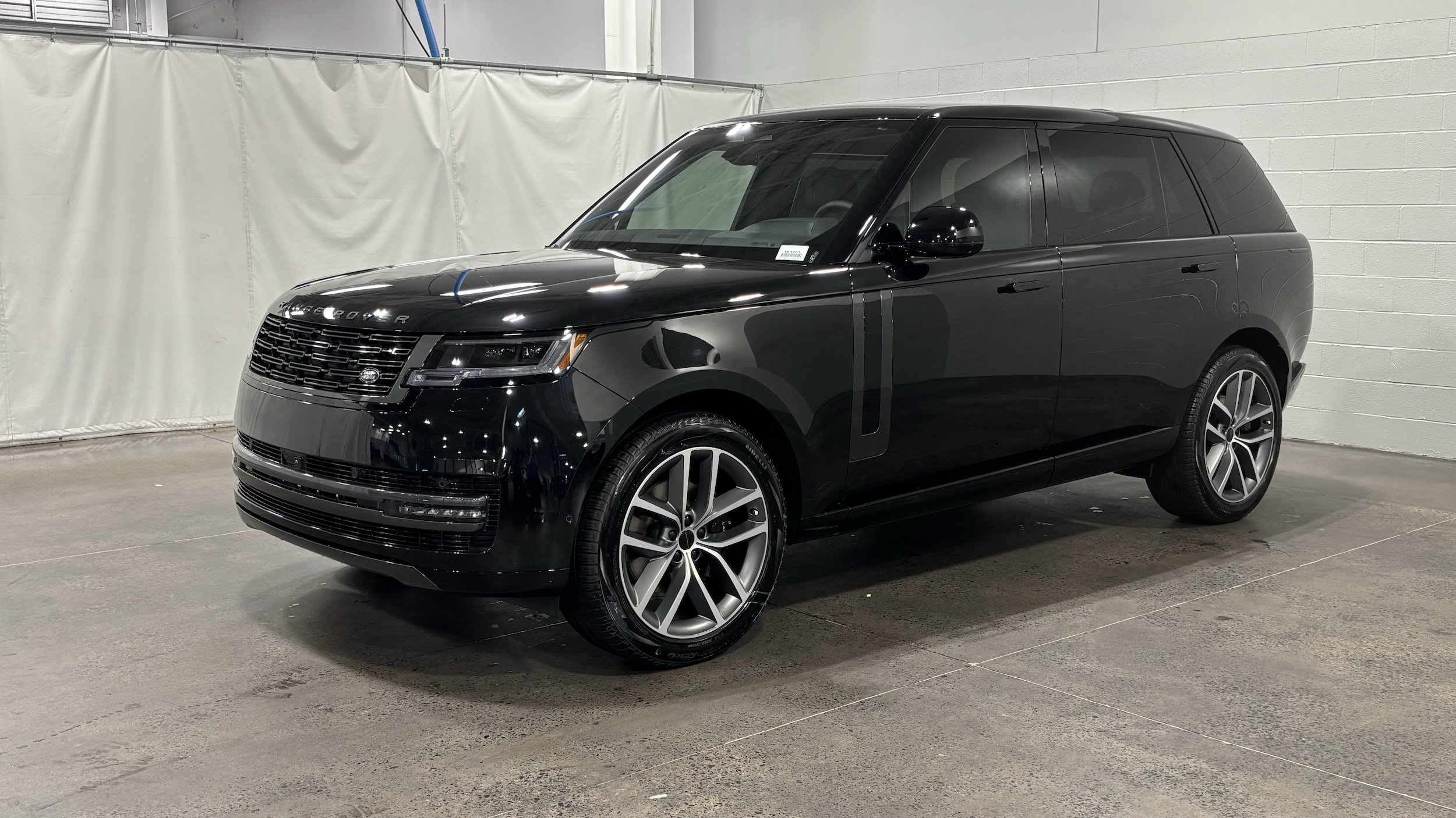 2026 Land Rover Range Rover SE
