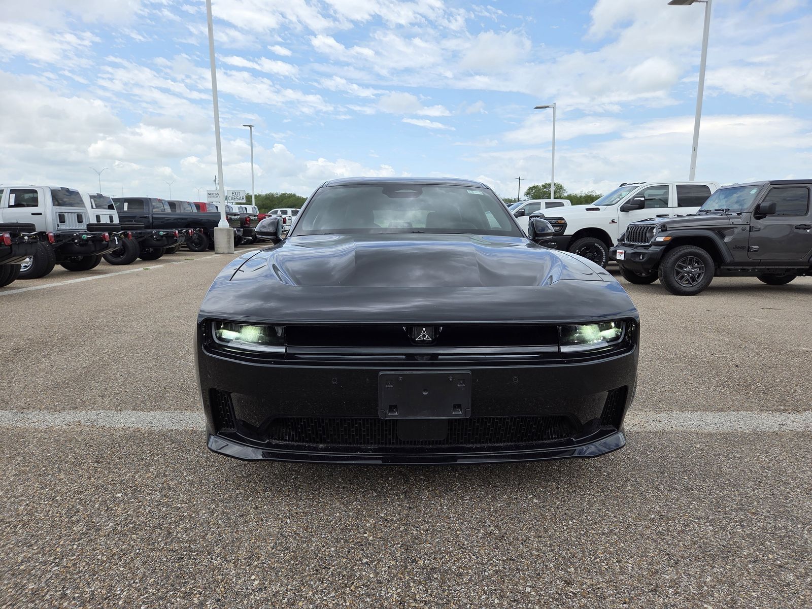 Used 2025 Dodge Charger Daytona R/T with VIN 2C3CDBCK5SR542332 for sale in Kingsville, TX