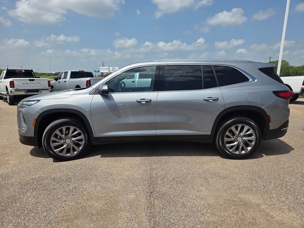 Used 2026 Buick Enclave Preferred SUV