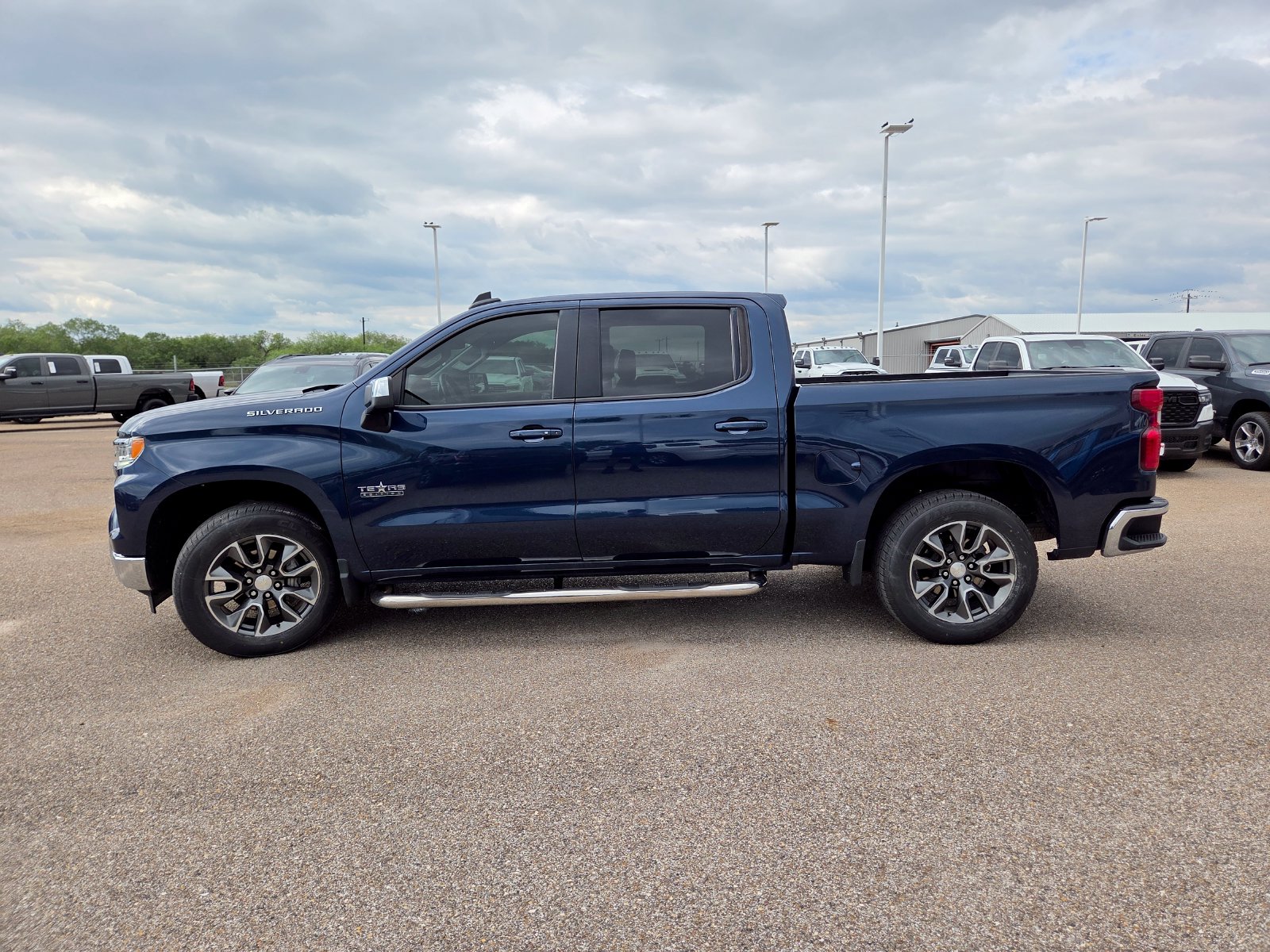 Used 2023 Chevrolet Silverado 1500 LT Truck