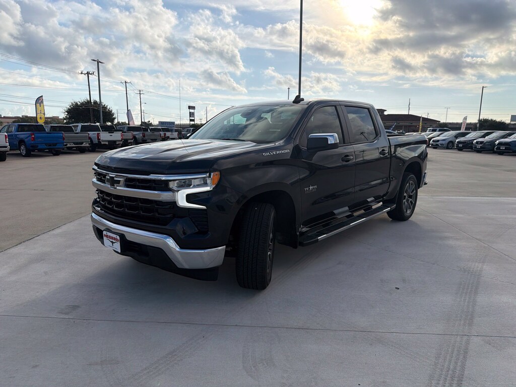 Used 2022 Chevrolet Silverado 1500 LT Truck