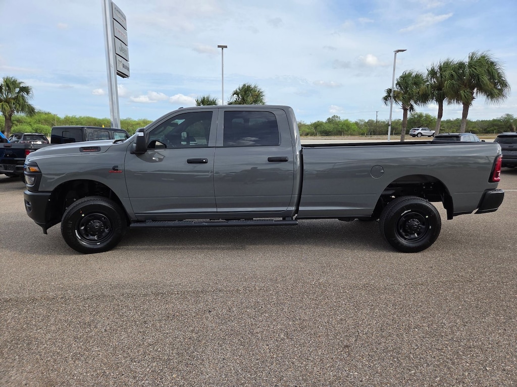 New 2027 Ram 2500 TRADESMAN CREW CAB 4X4 8' BOX Pickup