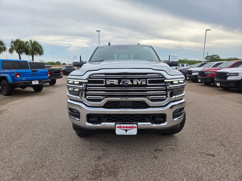 New 2027 Ram 2500 LARAMIE CREW CAB 4X4 6'4 BOX Pickup
