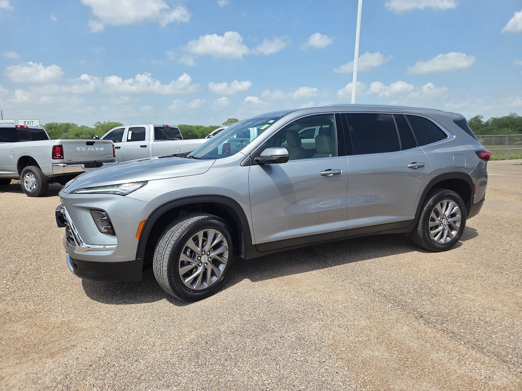 Used 2026 Buick Enclave Preferred SUV