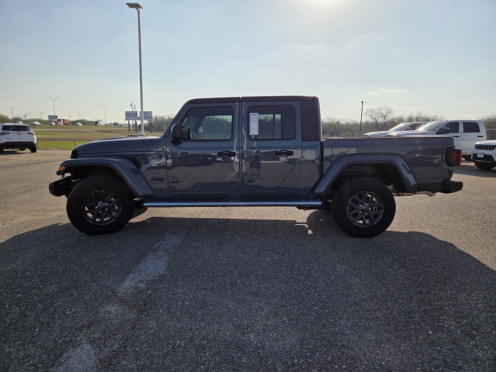 Used 2025 Jeep Gladiator Sport S Truck