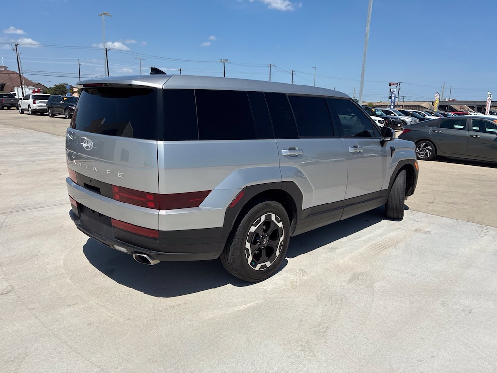 Used 2025 Hyundai Santa Fe SE SUV