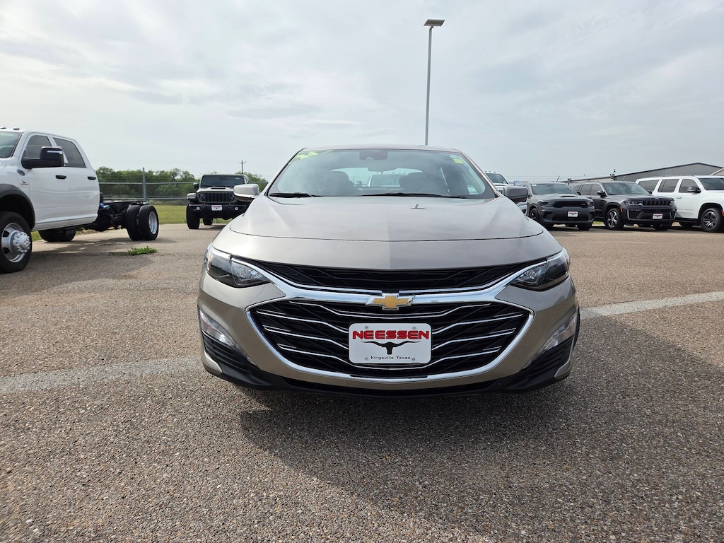Used 2024 Chevrolet Malibu LT Sedan