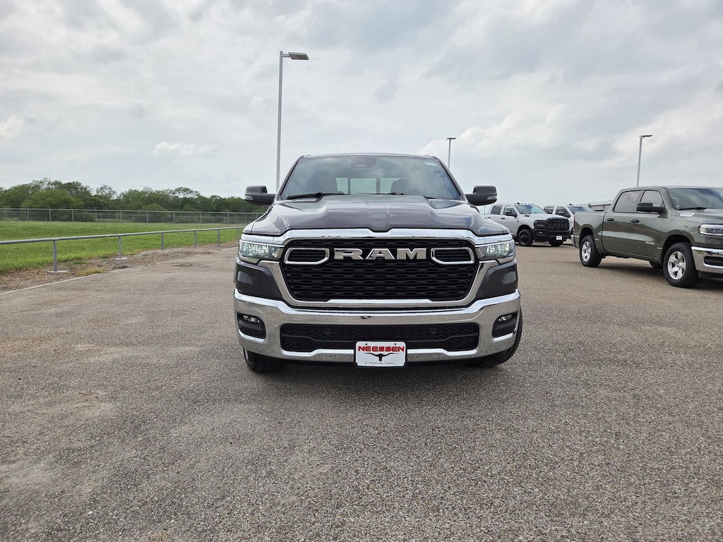 New 2026 Ram 1500 LONE STAR CREW CAB 4X2 5'7 BOX Pickup