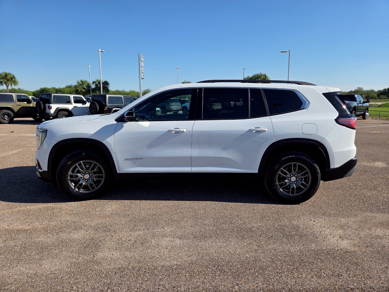 Used 2026 GMC Acadia Elevation SUV