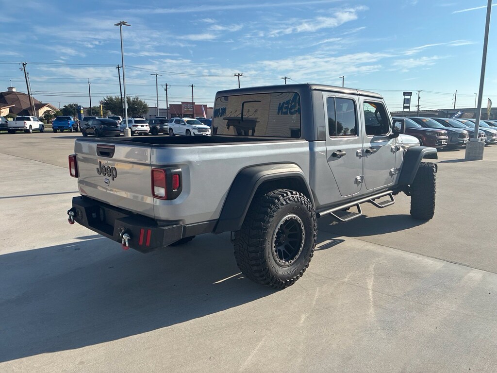Used 2020 Jeep Gladiator Sport Truck