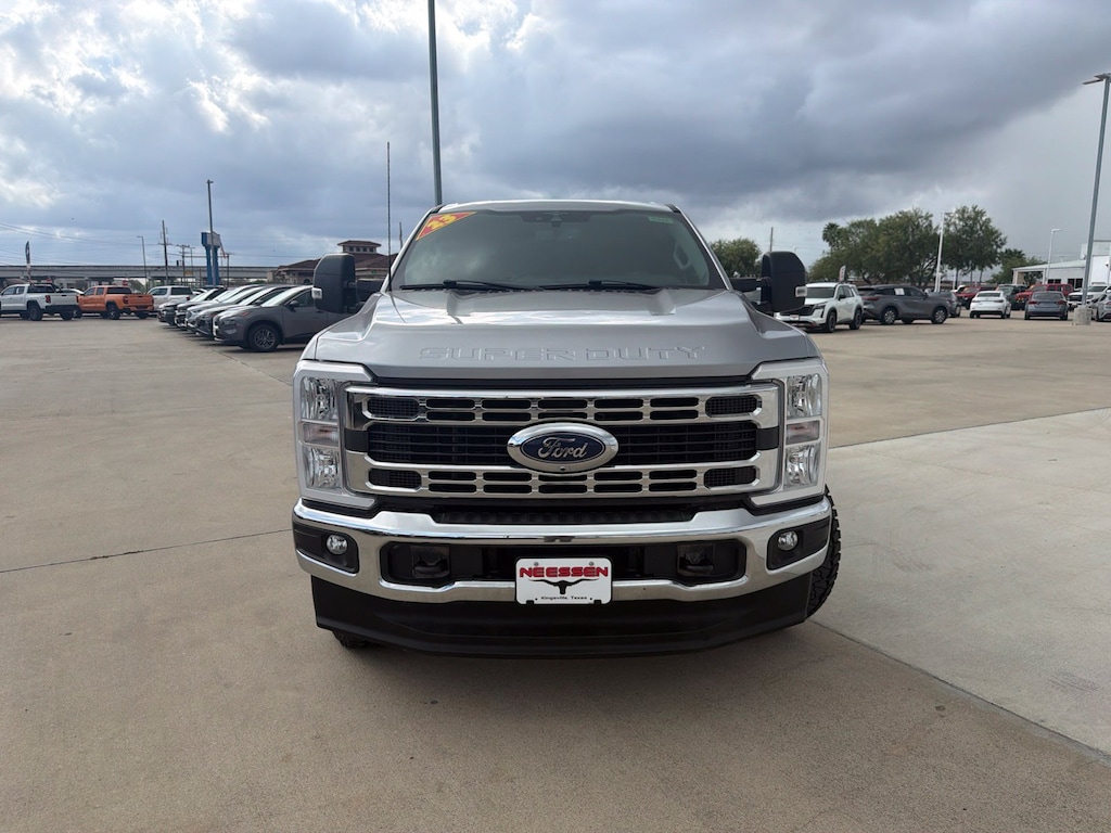 Used 2023 Ford F-250SD XLT Truck