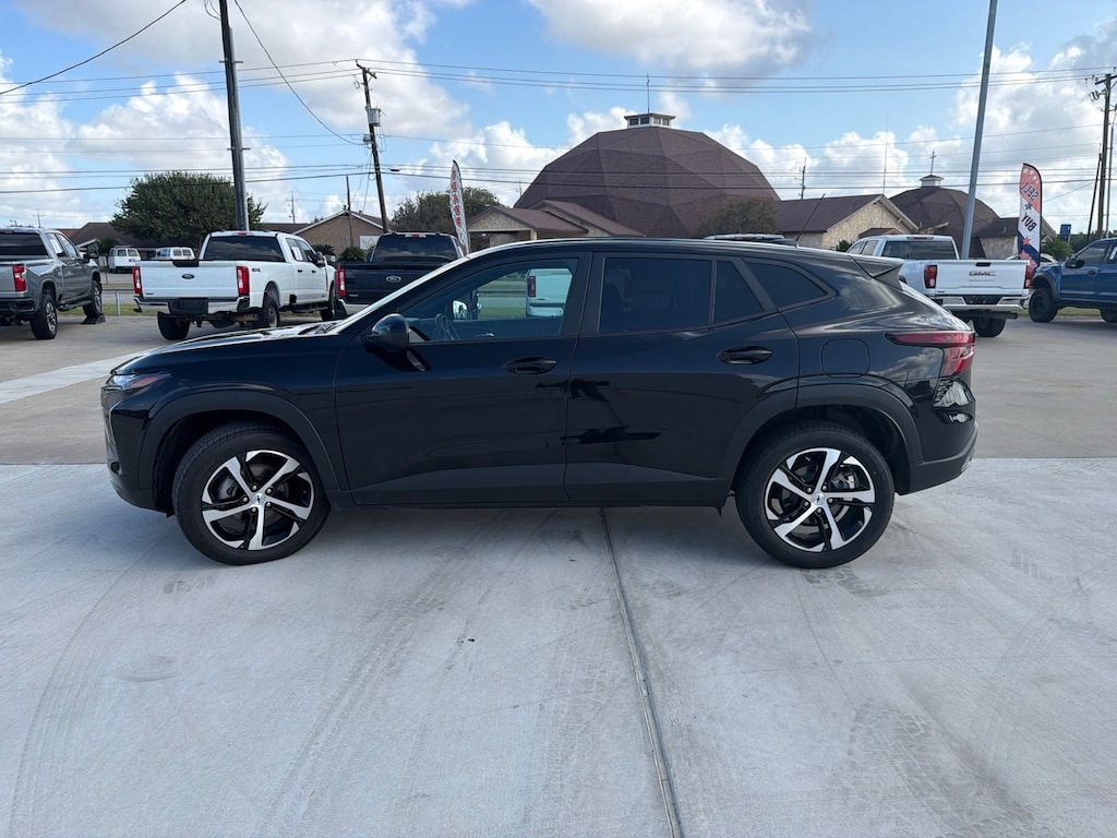 Used 2025 Chevrolet Trax 1RS SUV