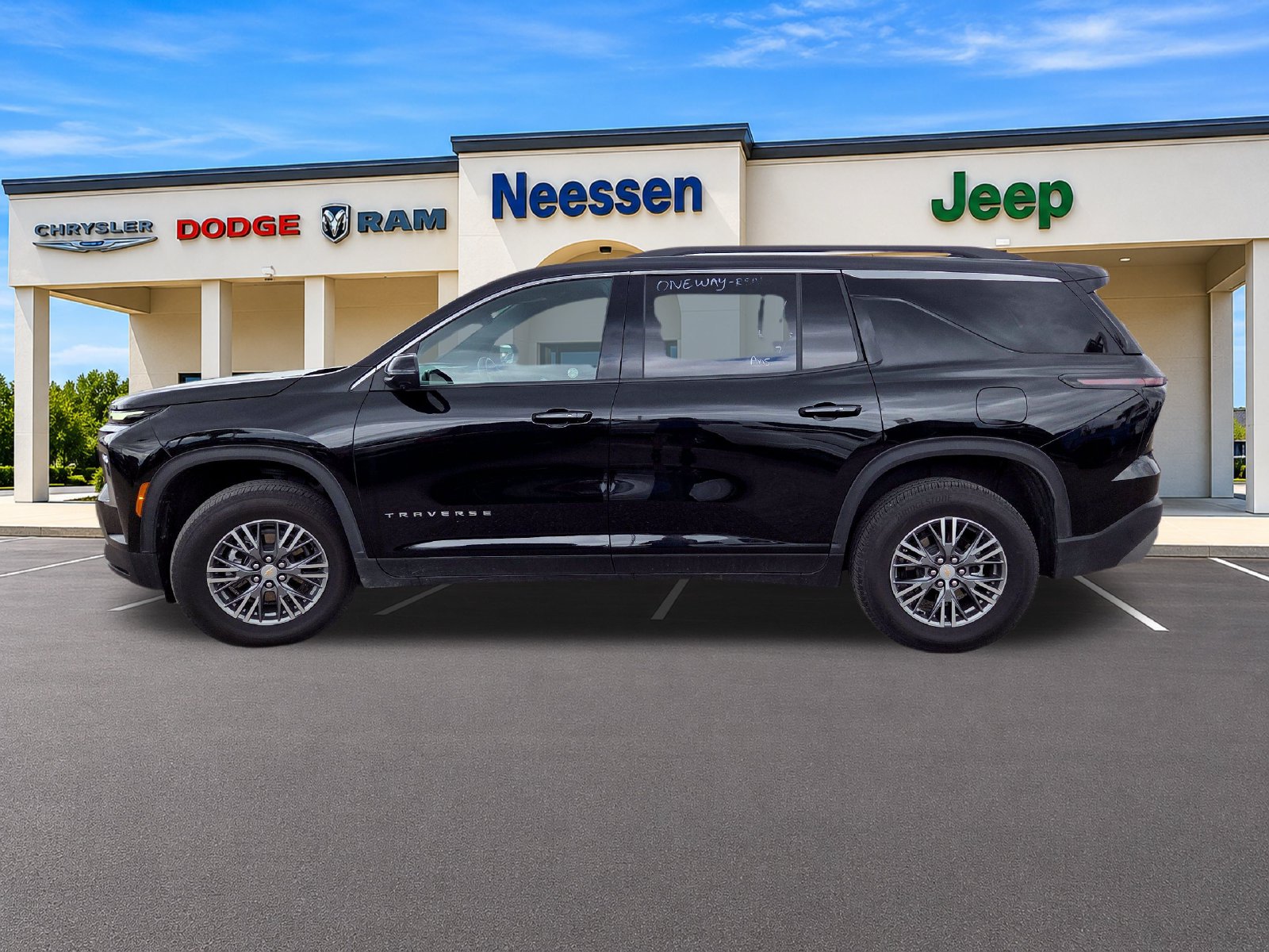 Used 2026 Chevrolet Traverse LT SUV