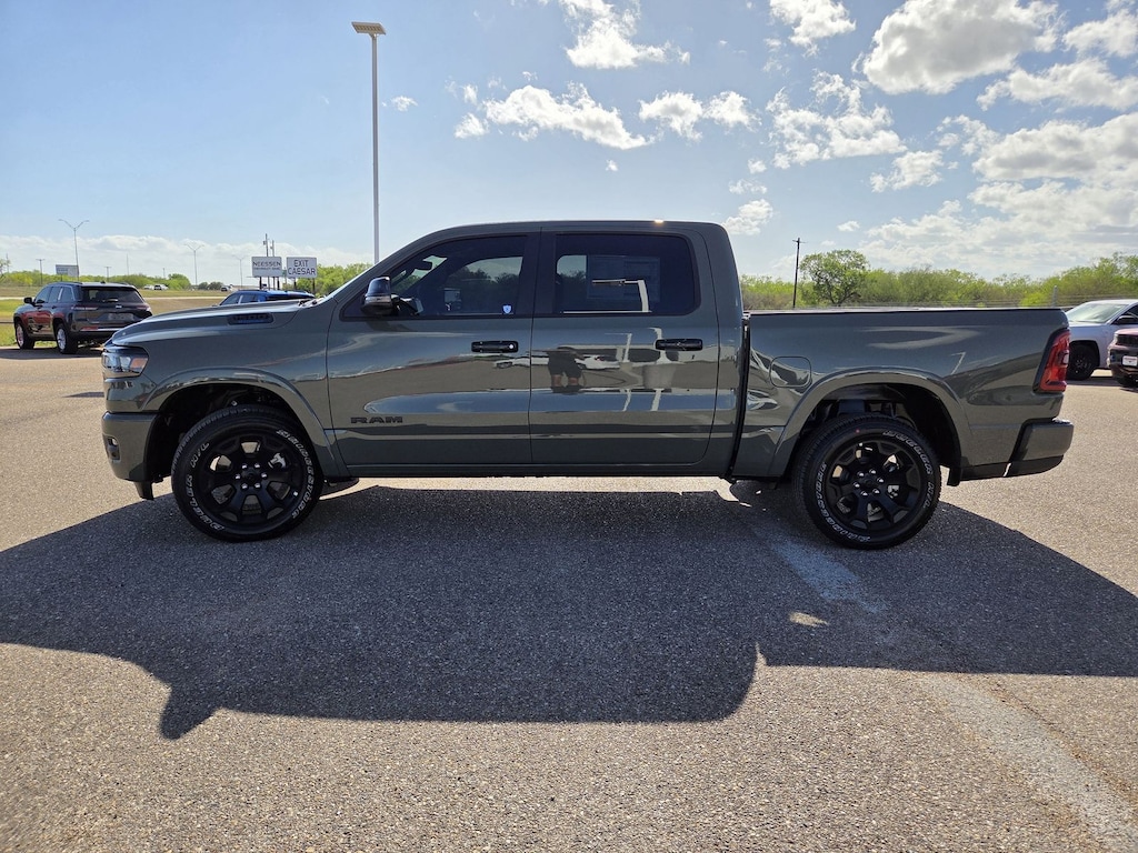 New 2026 Ram 1500 LONE STAR CREW CAB 4X4 5'7 BOX Pickup