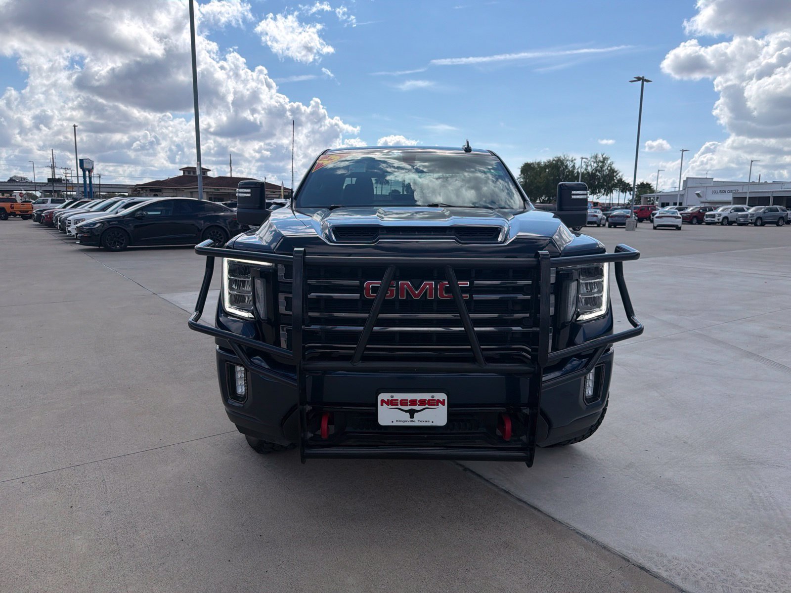 Used 2023 GMC Sierra 2500HD AT4 Truck
