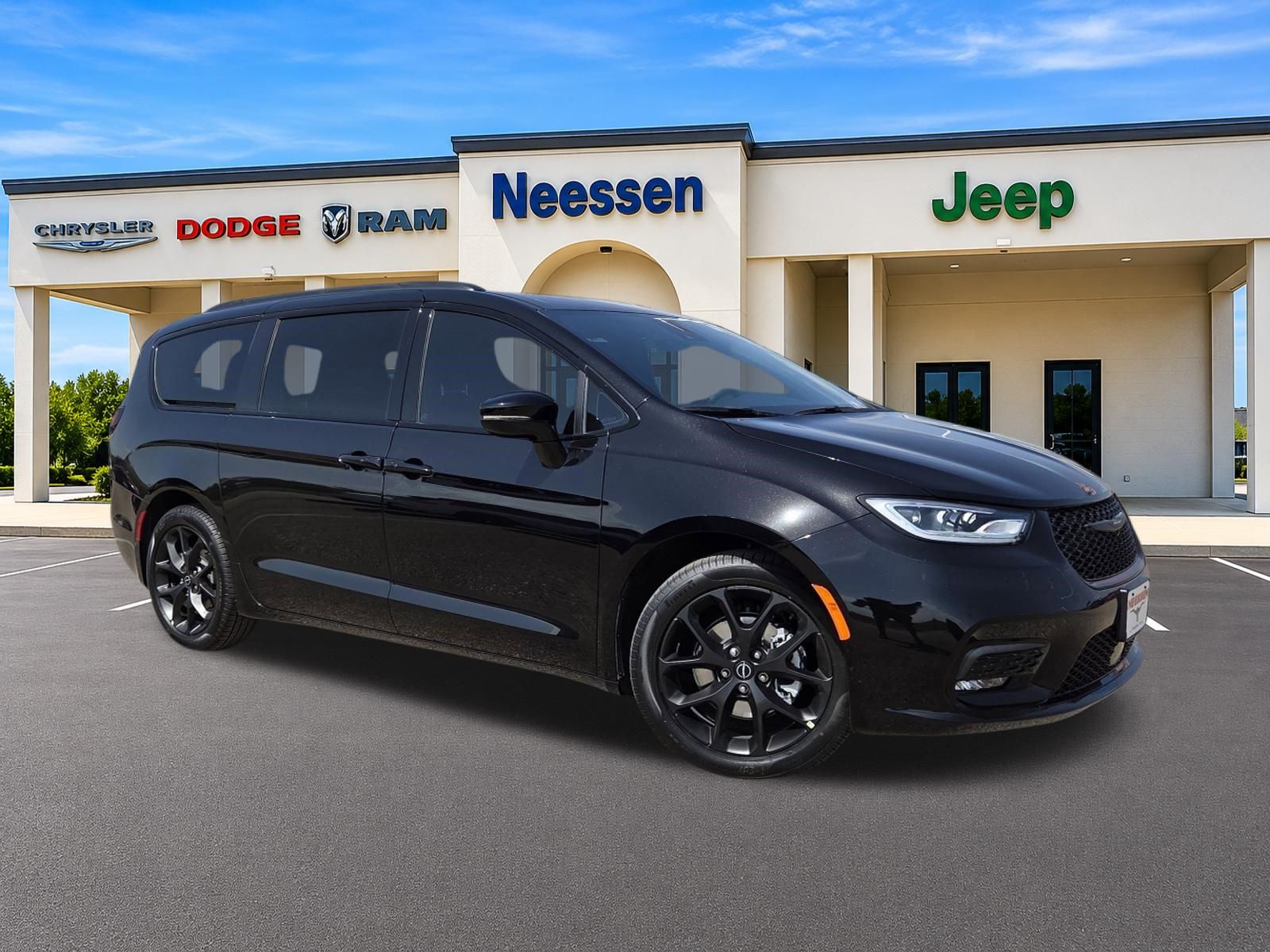 2026 Chrysler Pacifica Select