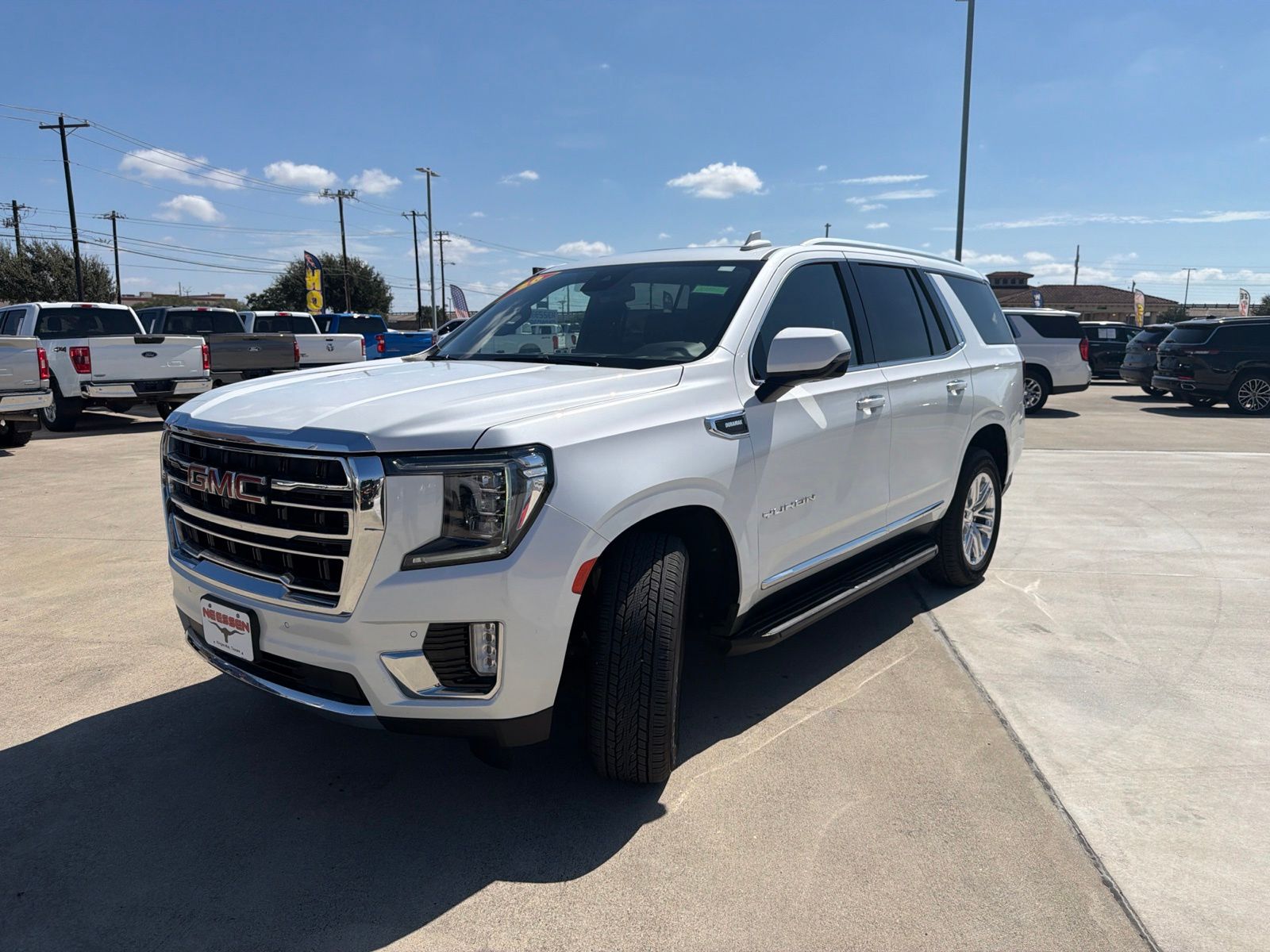 Used 2023 GMC Yukon SLT SUV