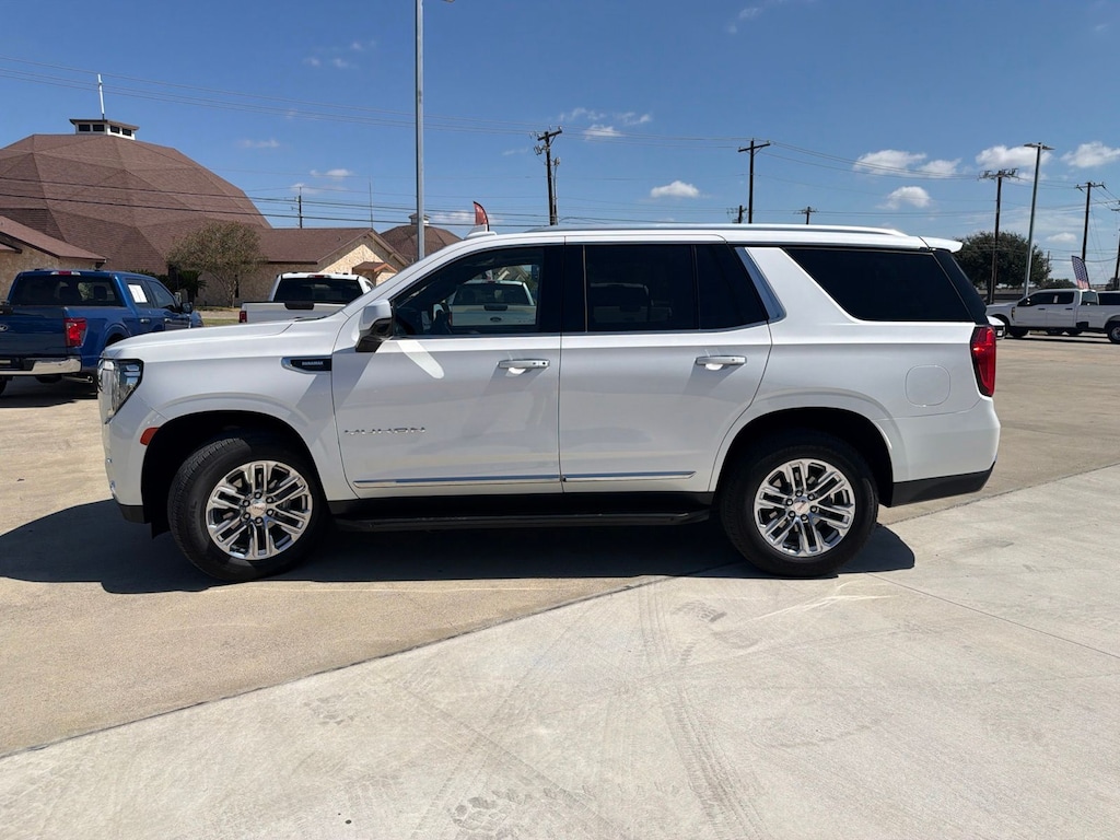 Used 2023 GMC Yukon SLT SUV