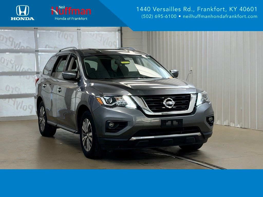 2019 Nissan Pathfinder SV