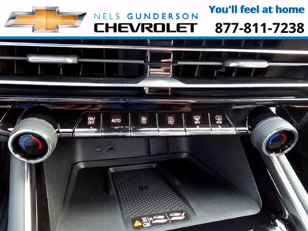 2027 Chevrolet Traverse LT - Photo 25