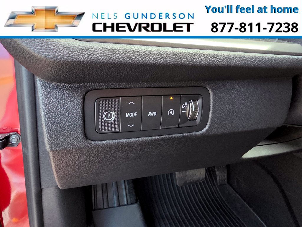 2027 Chevrolet Traverse LT - Photo 20