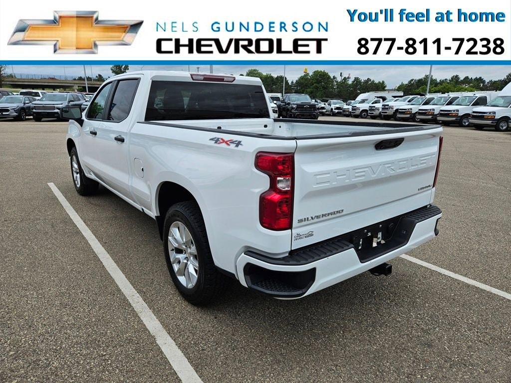 2023 Chevrolet Silverado 1500 Custom - Photo 4