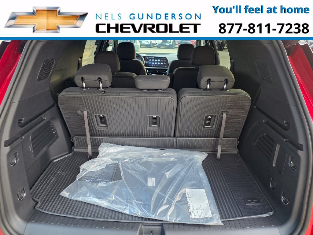 2027 Chevrolet Traverse LT - Photo 9
