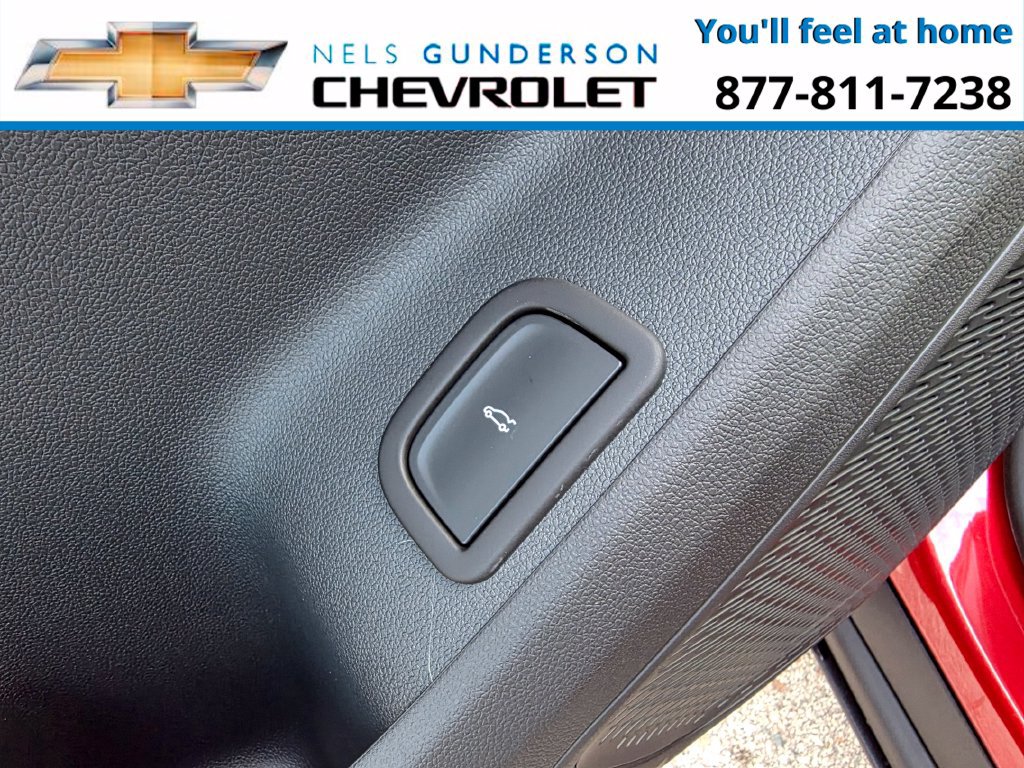 2027 Chevrolet Traverse LT - Photo 19