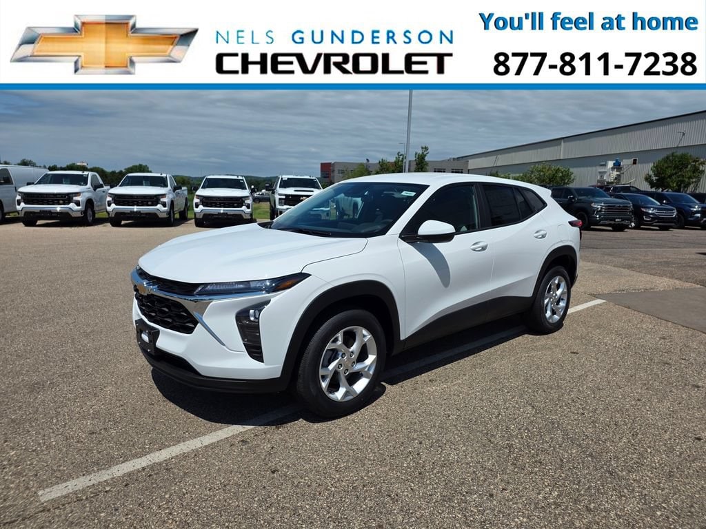 New 2026 Chevrolet Trax LS SUV