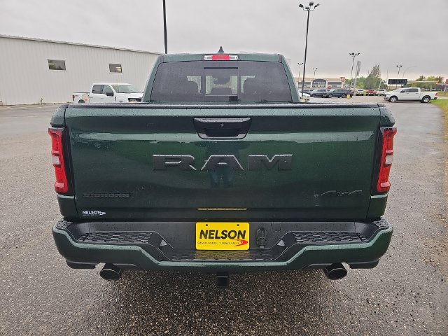 New 2027 Ram 1500 BIG HORN CREW CAB 4X4 5'7 BOX Pickup