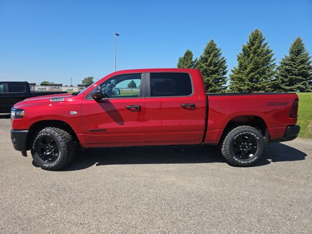 New 2026 Ram 1500 WARLOCK CREW CAB 4X4 5'7 BOX Pickup