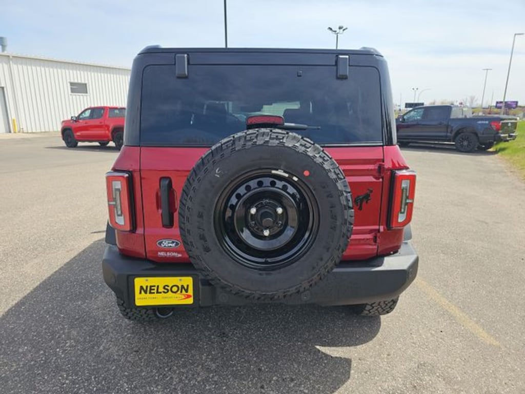 New 2026 Ford Bronco Outer Banks SUV