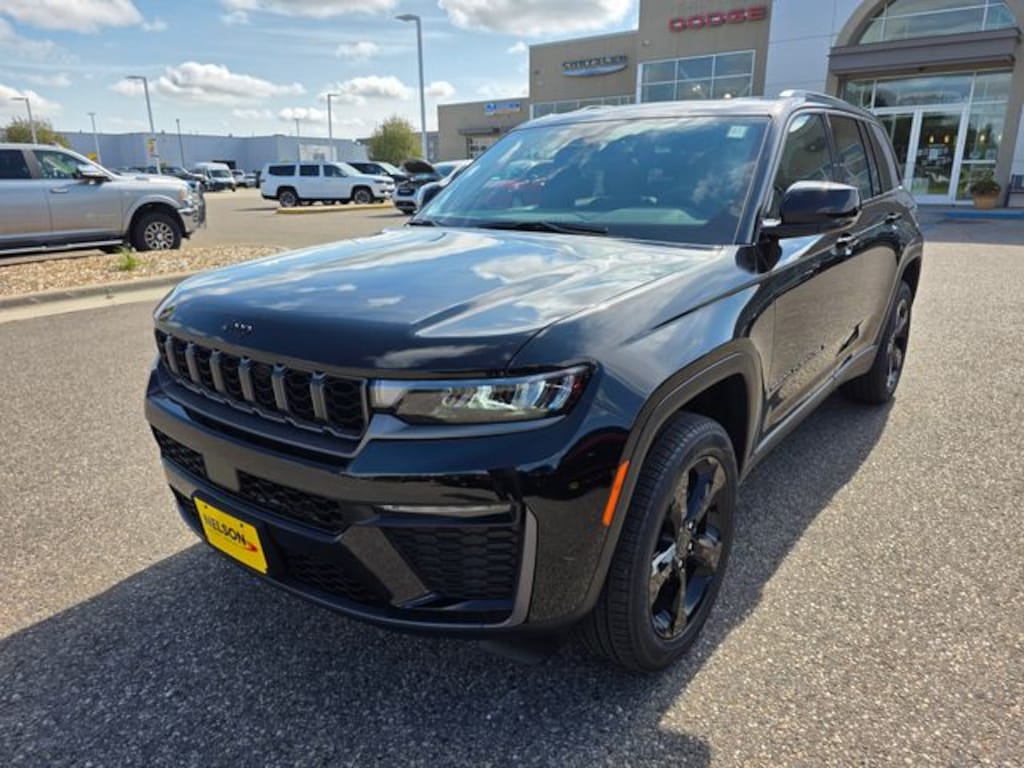 New 2027 Jeep Grand Cherokee LIMITED 4X4 Sport Utility