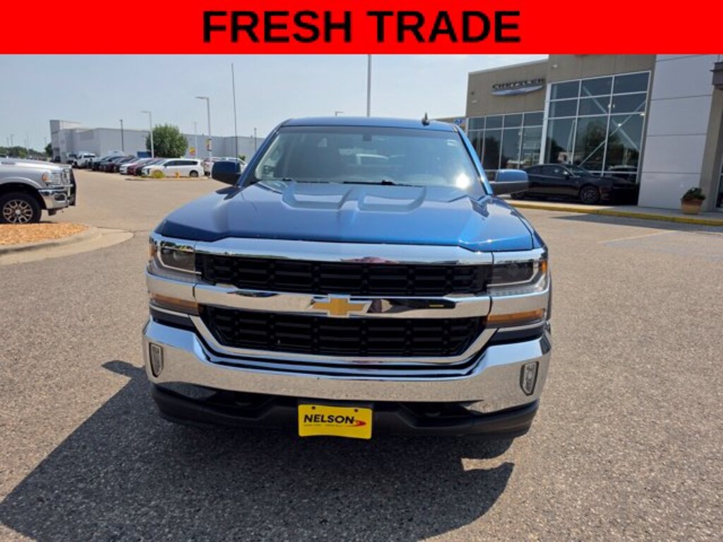 Used 2017 Chevrolet Silverado 1500 LT w/1LT Truck Crew Cab