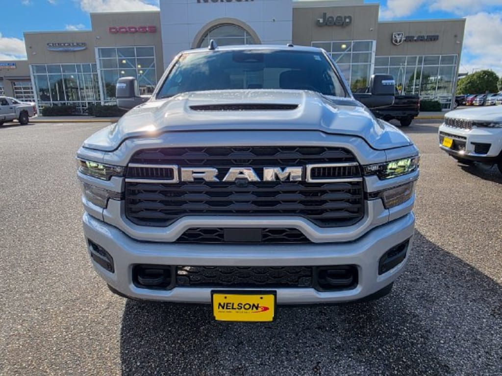 New 2027 Ram 2500 BIG HORN CREW CAB 4X4 6'4 BOX Pickup