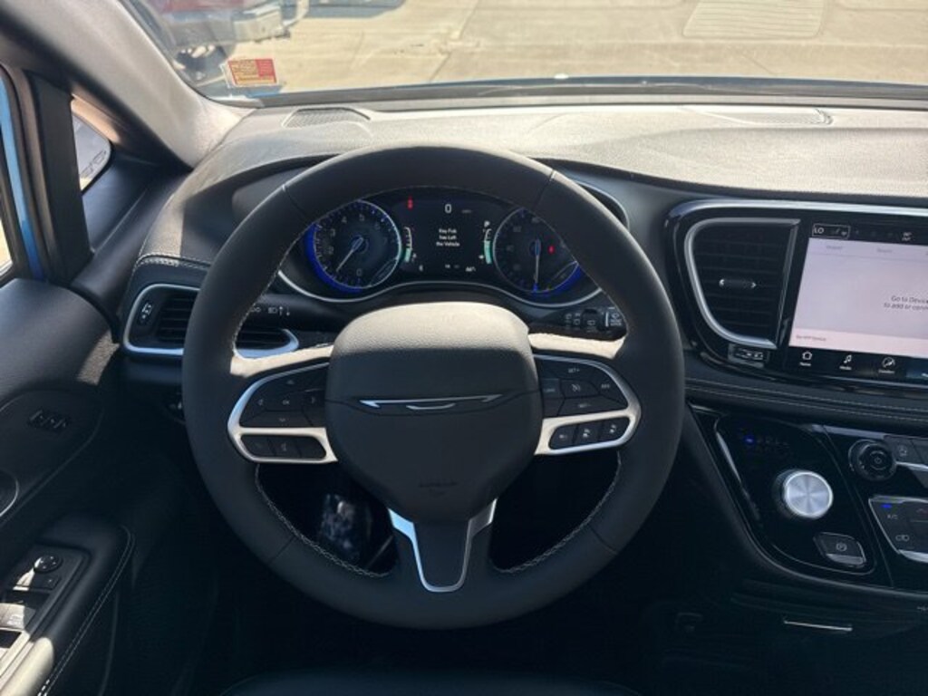 New 2027 Chrysler Pacifica SELECT AWD Passenger Van