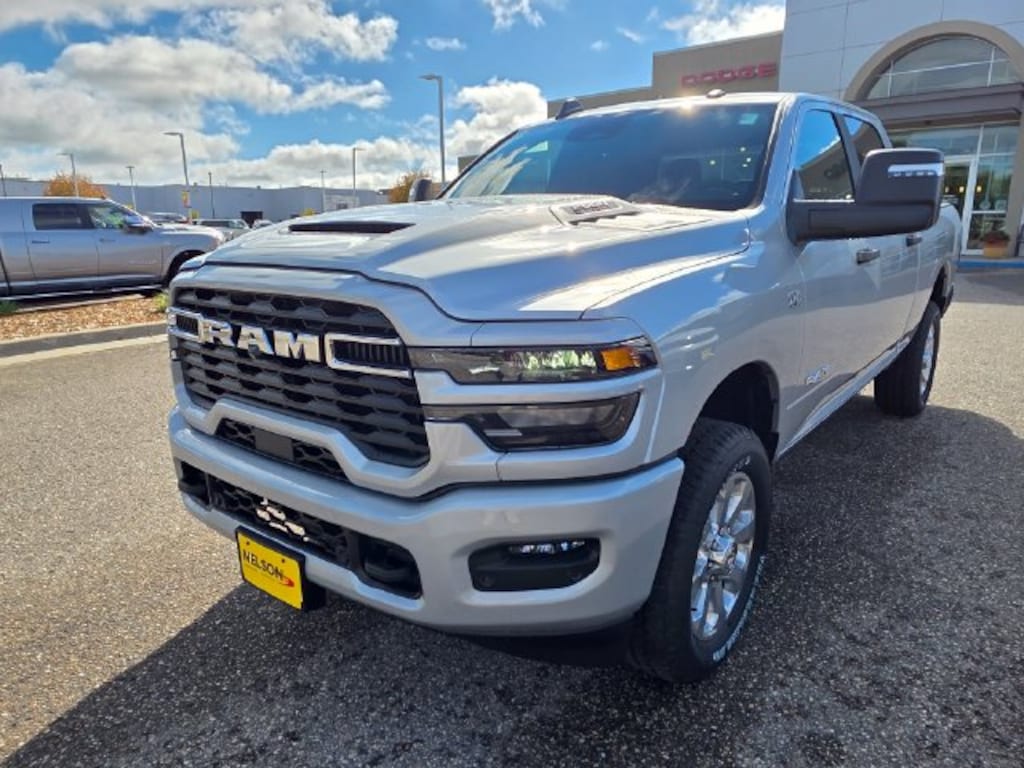 New 2027 Ram 2500 BIG HORN CREW CAB 4X4 6'4 BOX Pickup