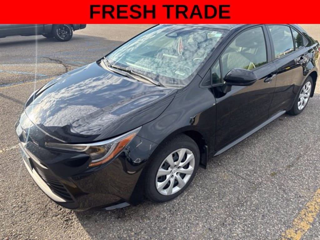 Used 2024 Toyota Corolla LE Sedan