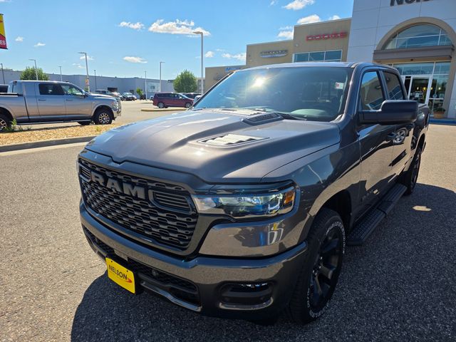 New 2026 Ram 1500 EXPRESS CREW CAB 4X4 5'7 BOX Pickup