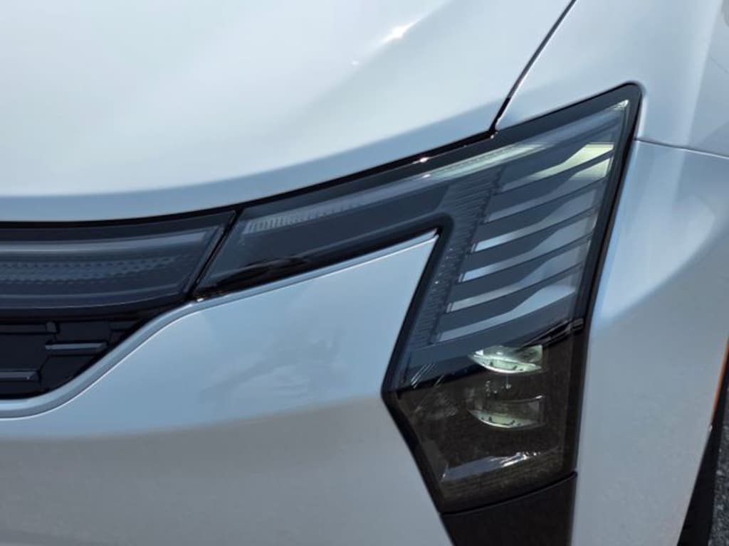 New 2027 Chrysler Pacifica SELECT AWD Passenger Van