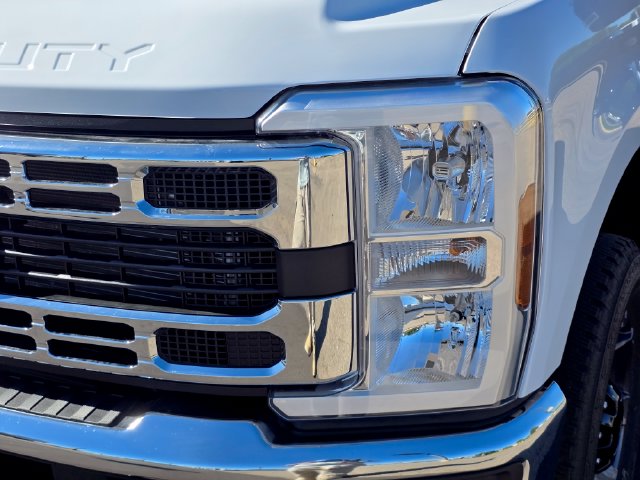 New 2027 Ford F-250SD XLT Truck