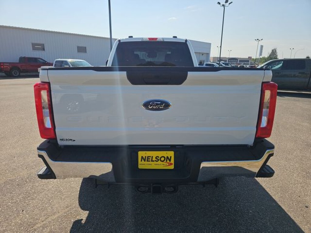 New 2026 Ford F-350 Truck Crew Cab