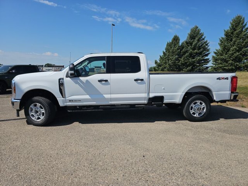 New 2026 Ford F-350 Truck Crew Cab