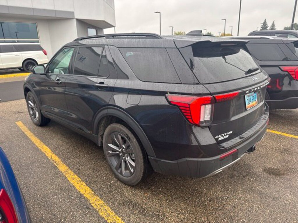 Used 2026 Ford Explorer Active SUV