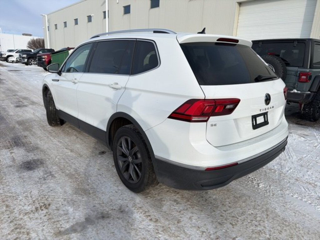 Used 2022 Volkswagen Tiguan 2.0T SE SUV