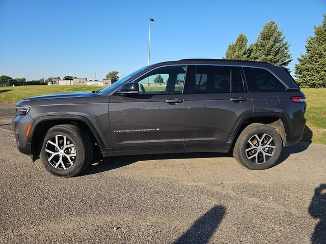 Used 2024 Jeep Grand Cherokee Limited SUV