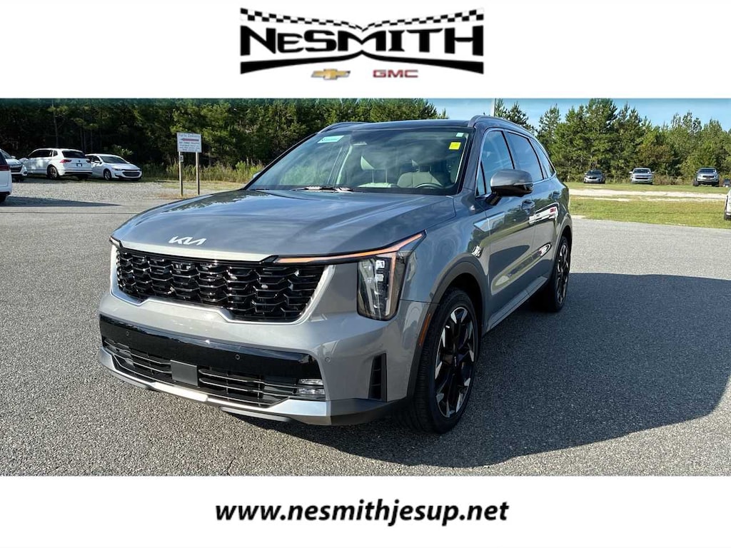 Used 2025 Kia Sorento SX