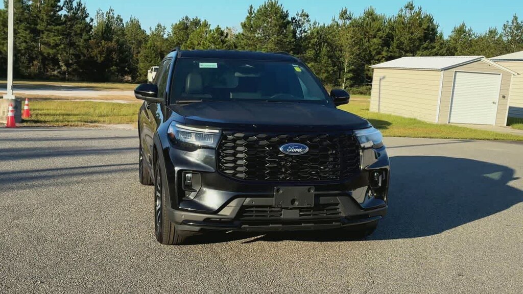 Used 2025 Ford Explorer ST-Line