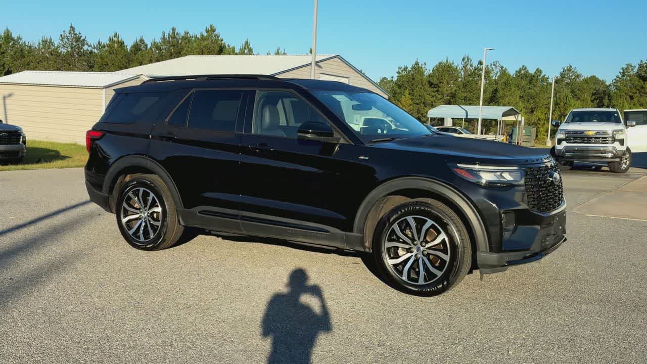 Used 2025 Ford Explorer ST-Line